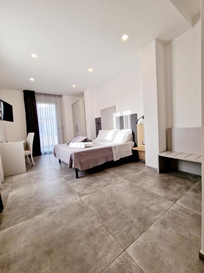 Hotel Marebed Porto Cesareo Exterior foto